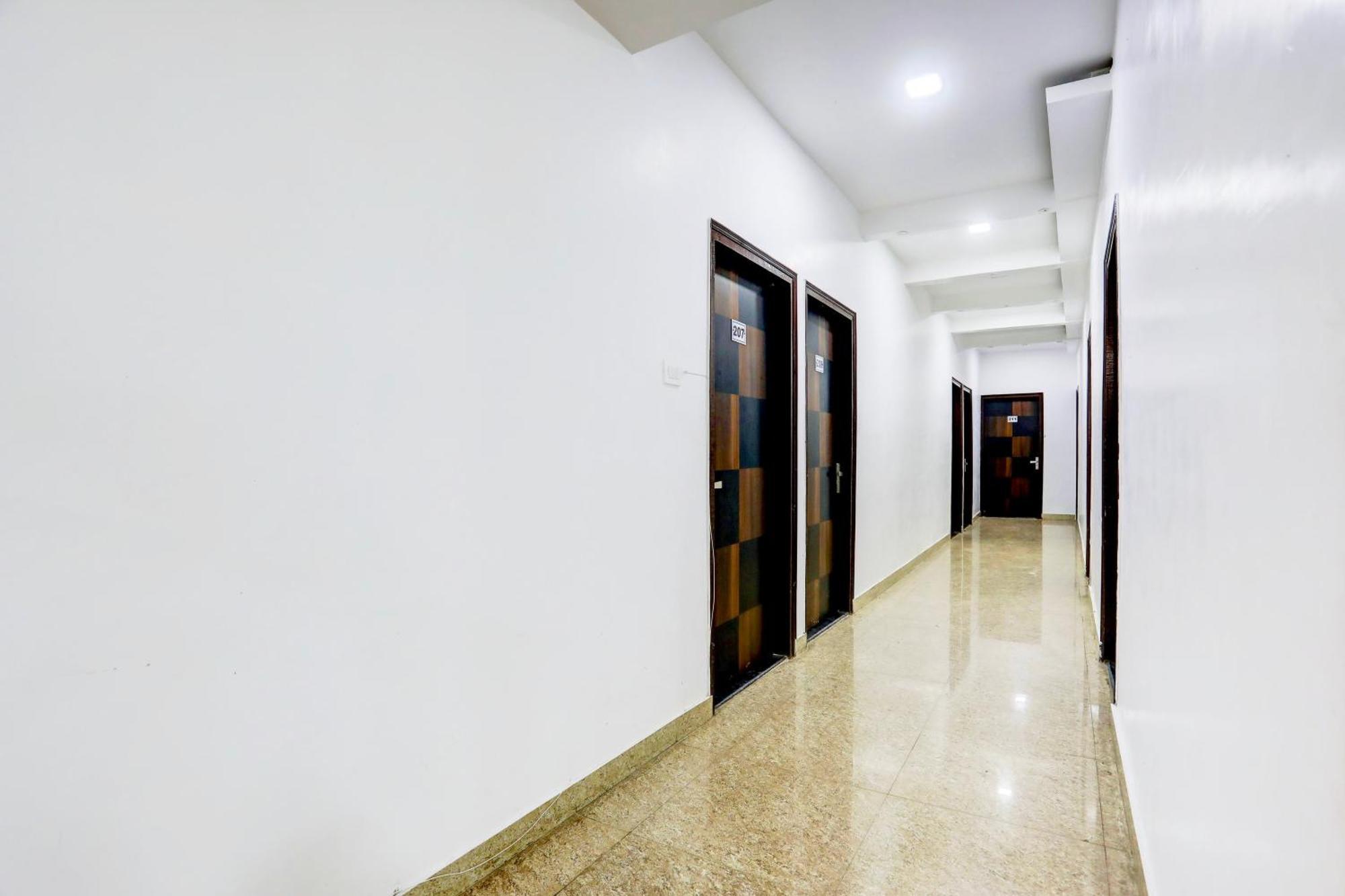 Super Collection O Kalyanpur Ξενοδοχείο Κανπούρ Εξωτερικό φωτογραφία